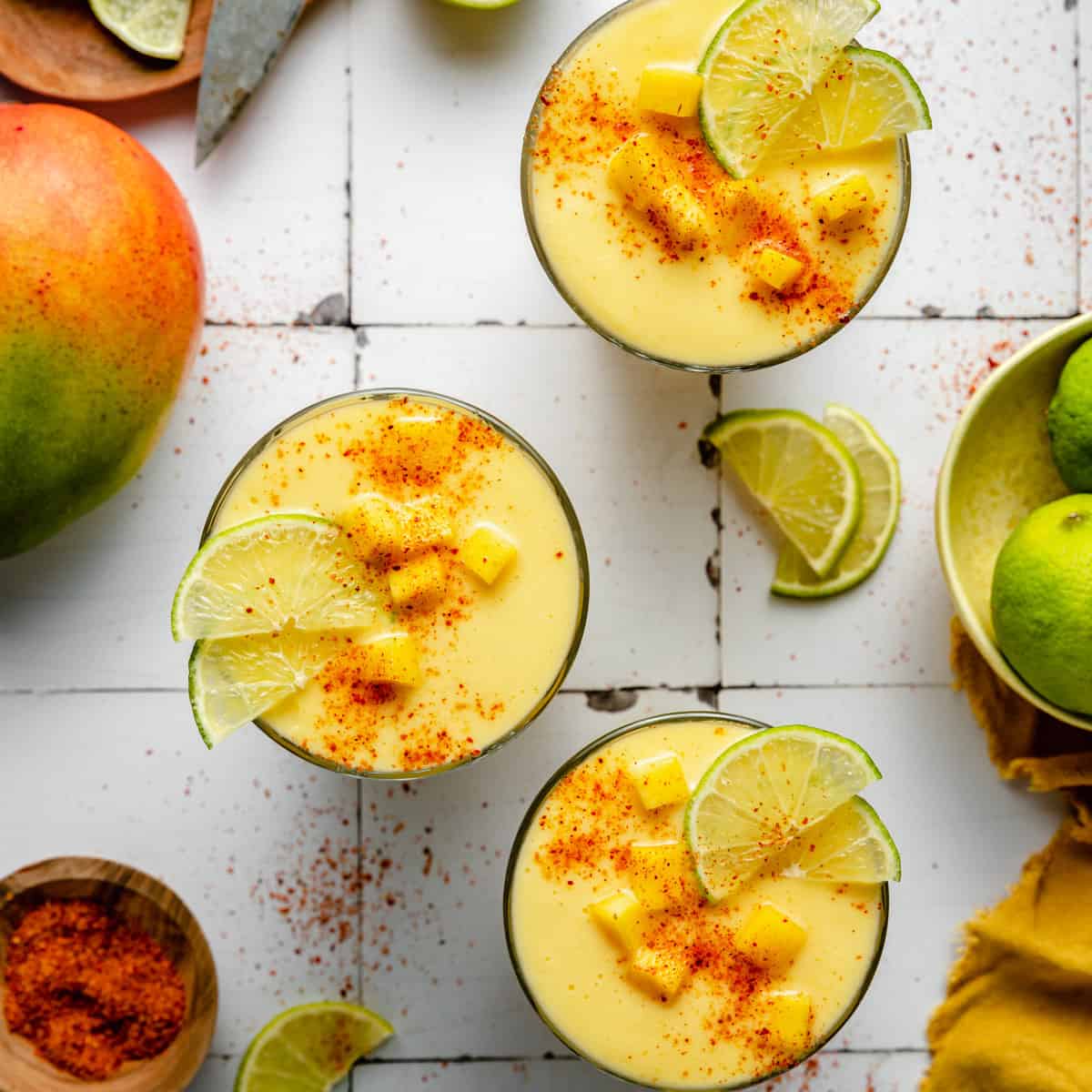 https://www.eatloveeats.com/wp-content/uploads/2022/05/Mango-Pineapple-Smoothie-Featured.jpg